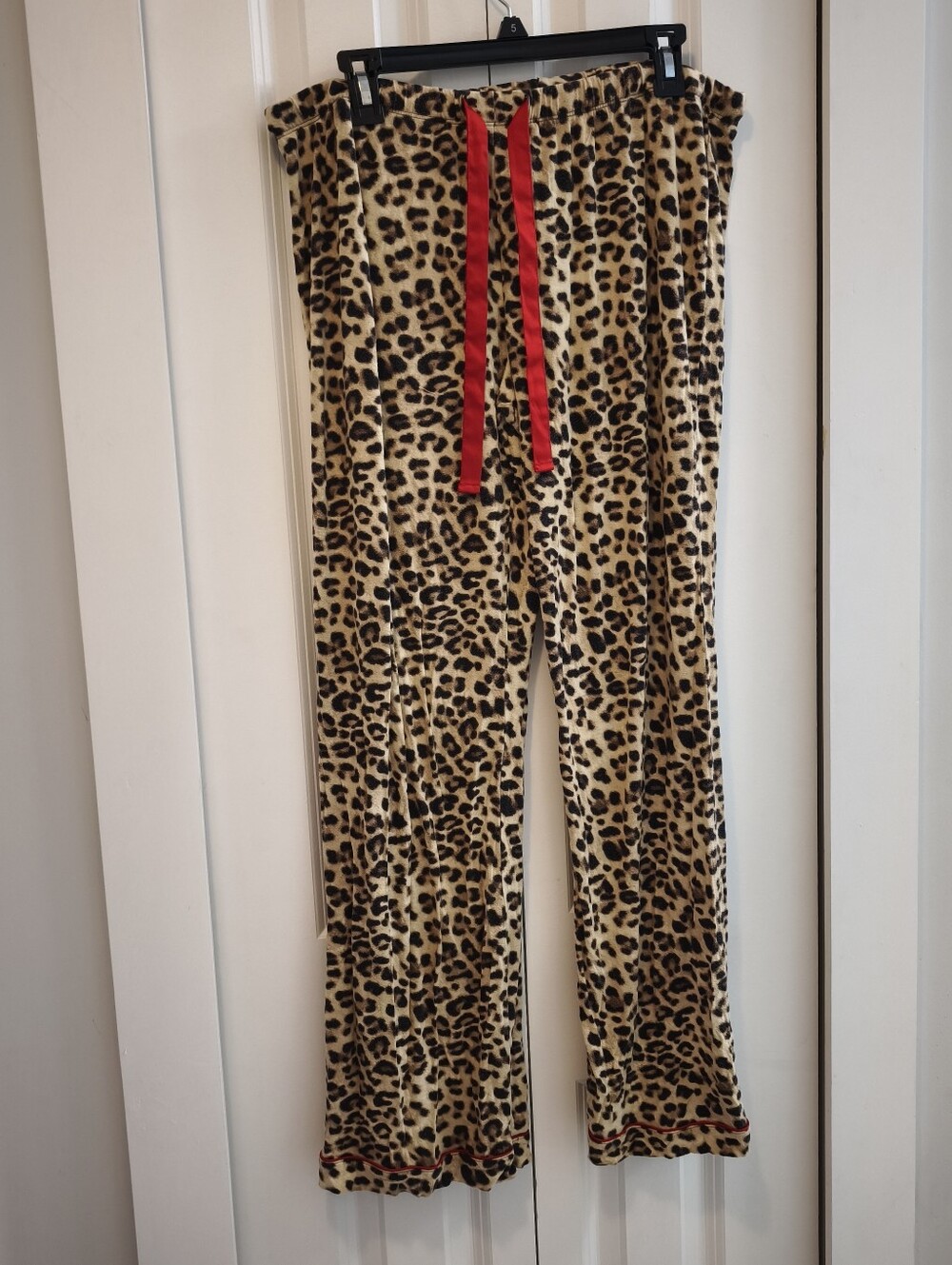 Gilligan & Omalley Leopard Print Button-Up Pajama Set - Picture 6 of 10